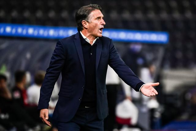 国王险胜公牛豪取7连胜 步行者终结骑士12连胜